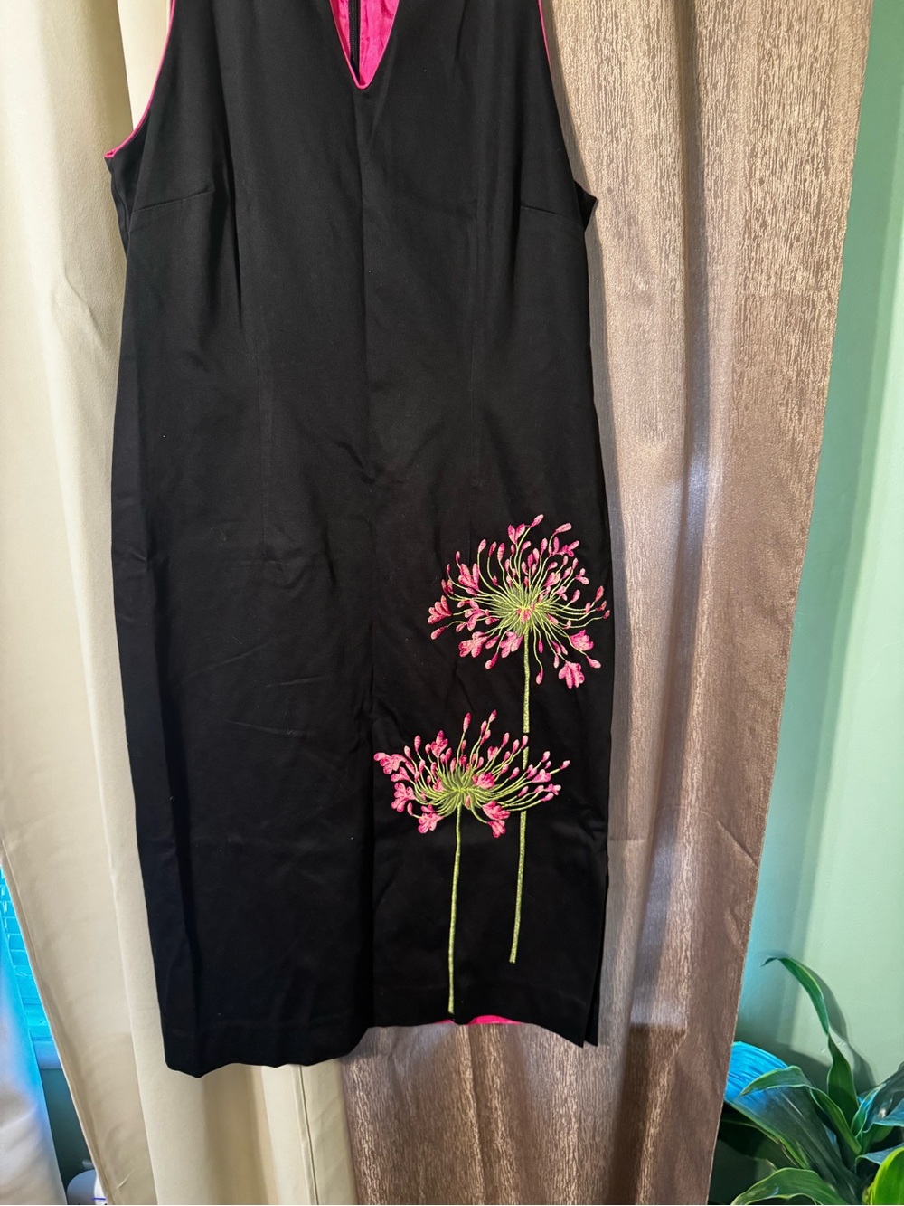 Sharon Young Women's Black Pink Embroidered Sleeveless Vintage Dress SZ 8 USA - Picture 2 of 7
